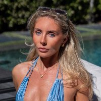 Gallery Bonnie Blue 1